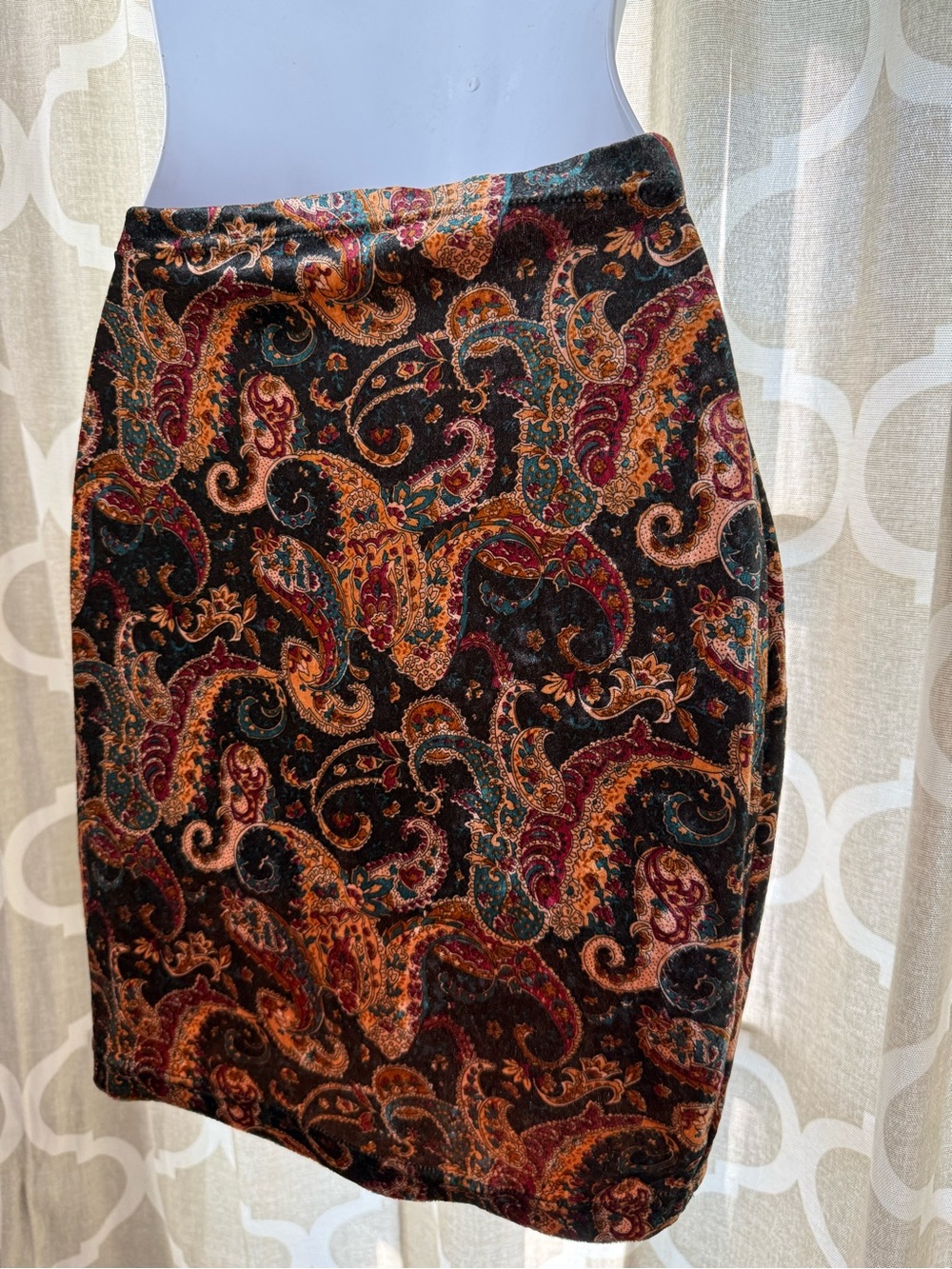 VINTAGE Hipster Y2K Paisley Lightweight Velvet Bohemian Skirt - Picture 5 of 6